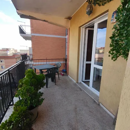 Apartment Spacious 82m2 Near The Sea
